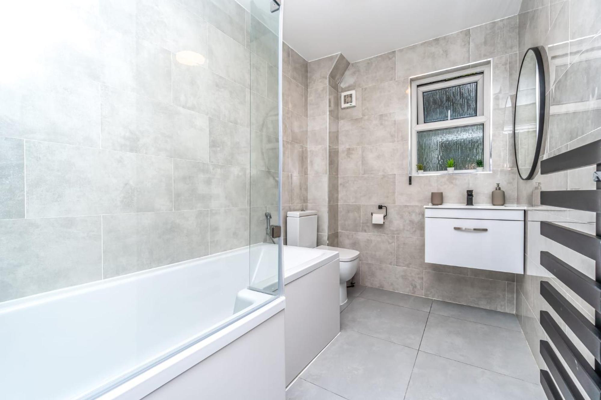 לונדון Cosy Guest House In Whitechapel מראה חיצוני תמונה
